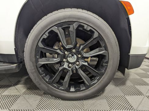 Used 2023 Chevrolet Suburban Premier image 79