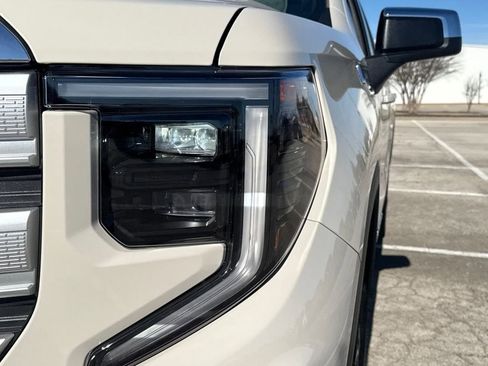 New 2026 GMC Sierra 1500 SLE w/ Preferred Package image 11