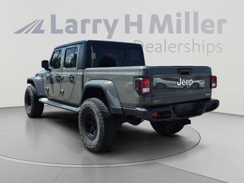 Used 2021 Jeep Gladiator Overland w/ Popular Equipment Package AWD/4WD image 3