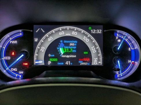 Used 2020 Toyota RAV4 Limited image 11