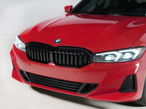 Used 2023 BMW 330i xDrive Sedan AWD/4WD image 28