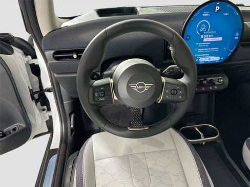 Used 2025 MINI Cooper S FWD image 17