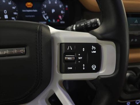 Certified 2024 Land Rover Defender 110 S AWD/4WD image 17