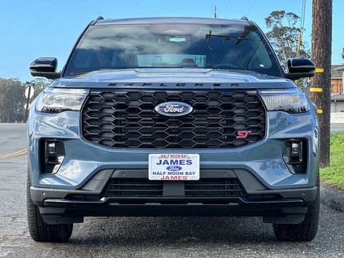 New 2026 Ford Explorer ST w/ Sun And Sound Package image 8