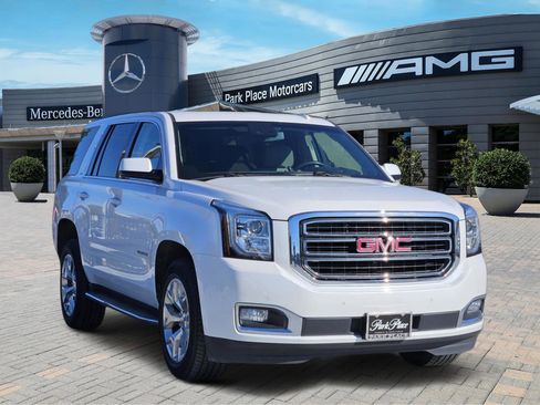 Used 2017 GMC Yukon SLT w/ Open Road Package image 2