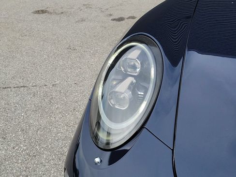 Certified 2017 Porsche 911 Carrera 4S AWD/4WD image 15