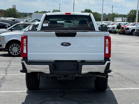 New 2025 Ford F350 XLT image 5
