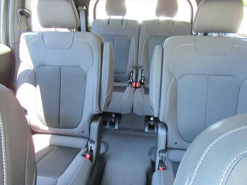 New 2026 Jeep Grand Cherokee L Laredo AWD/4WD image 29