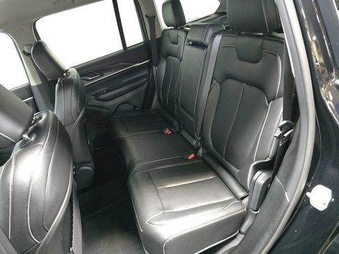 Used 2023 Jeep Grand Cherokee Limited AWD/4WD image 34