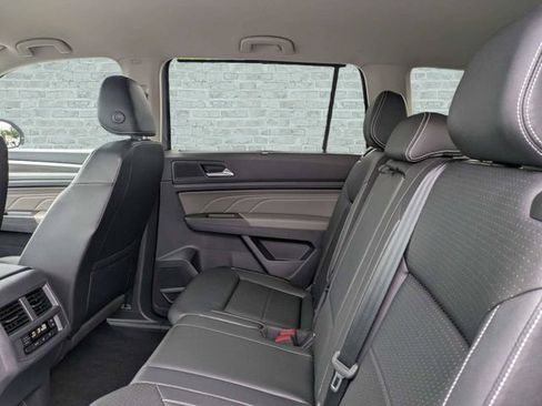 Certified 2023 Volkswagen Atlas SE AWD/4WD image 14