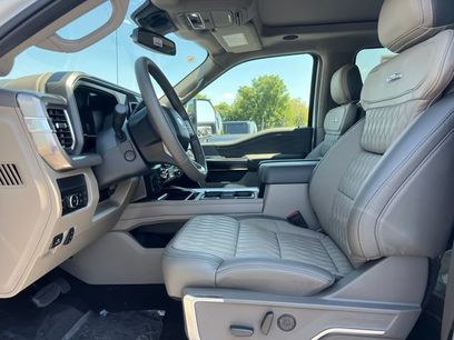 New 2026 Ford F350 Platinum w/ Platinum Plus Package