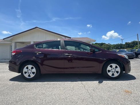 Used 2018 Kia Forte LX FWD image 7