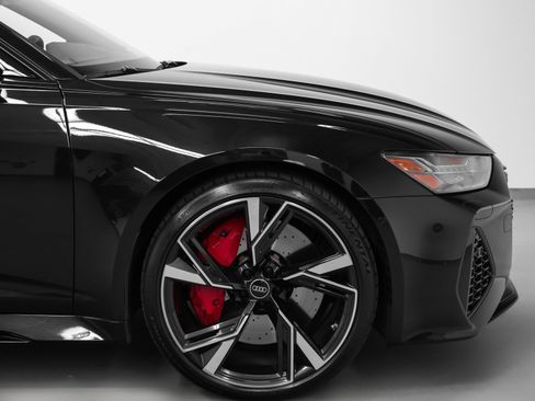 Used 2023 Audi RS 6 image 12