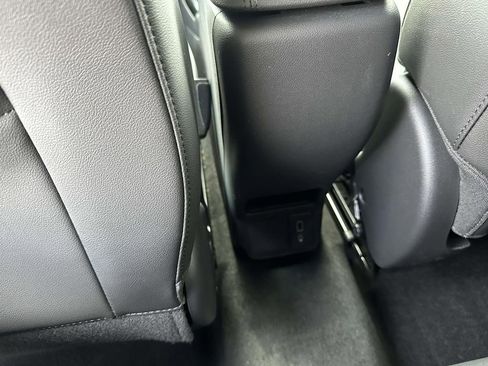 Used 2023 Buick Encore GX Preferred w/ Cold Weather Comfort Package image 12