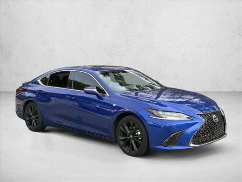 Used 2022 Lexus ES 350 F Sport image 2