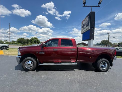 Used 2018 RAM 3500 Tradesman w/ Chrome Appearance Group AWD/4WD image 7