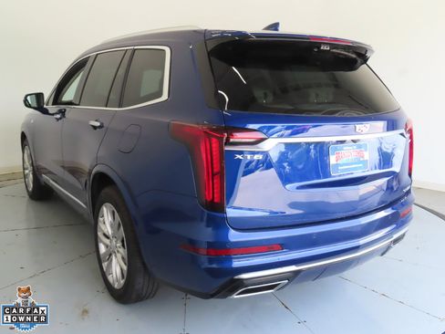 Used 2025 Cadillac XT6 Premium Luxury w/ Technology Package FWD image 6