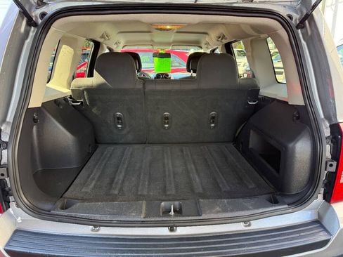 Used 2016 Jeep Patriot Sport image 8