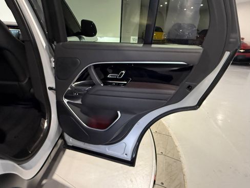 Used 2023 Land Rover Range Rover SE AWD/4WD image 45