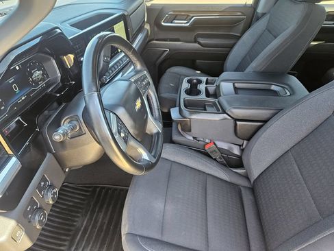 Used 2023 Chevrolet Silverado 1500 LT AWD/4WD image 14