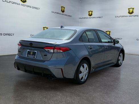 Used 2025 Toyota Corolla SE FWD image 5