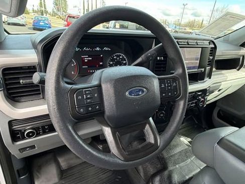 Used 2023 Ford F250 XL w/ XL Chrome Package image 32