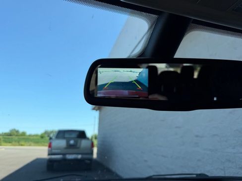 Used 2018 Dodge Journey SE w/ Popular Equipment Group FWD image 13