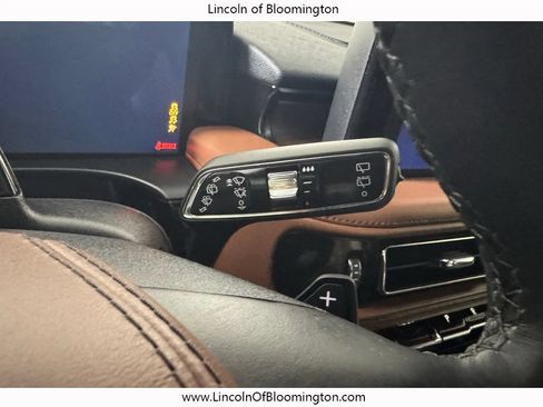 Certified 2025 Lincoln Aviator Reserve w/ Jet Appearance Package AWD/4WD image 52