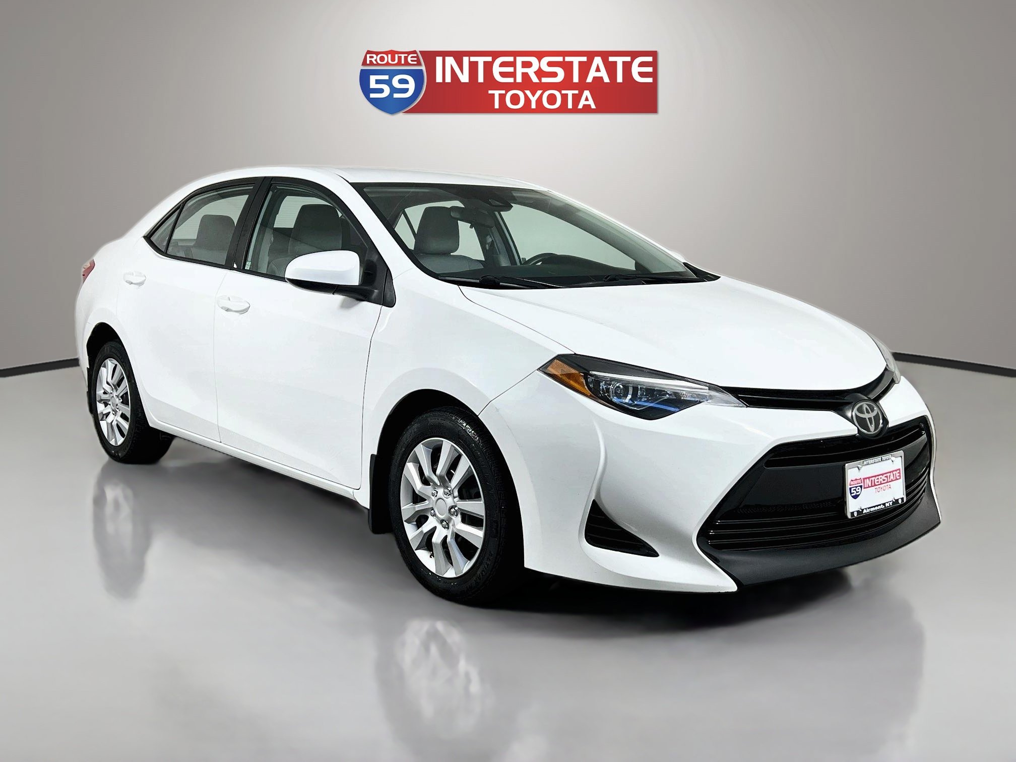 Certified 2019 Toyota Corolla LE FWD image 1