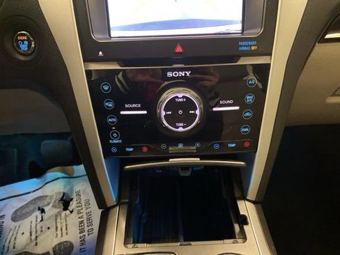 Used 2014 Ford Explorer Limited w/ Equipment Group 302A image 16