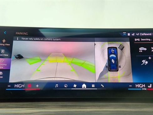 Used 2024 BMW X7 xDrive40i w/ Executive Package image 49