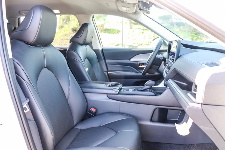 New 2026 Toyota Grand Highlander XLE FWD image 16