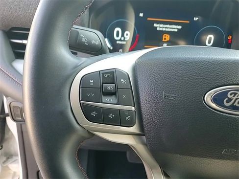 Used 2025 Ford Explorer Active image 14