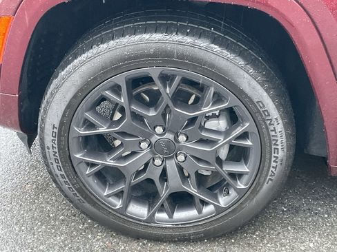 Used 2024 Jeep Grand Cherokee L Summit image 26