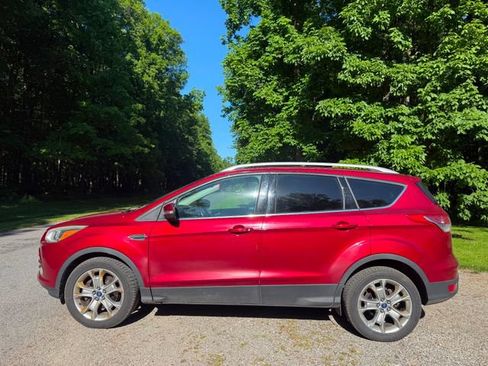 Used 2014 Ford Escape Titanium AWD/4WD image 2