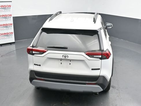 Used 2024 Toyota RAV4 Adventure image 16