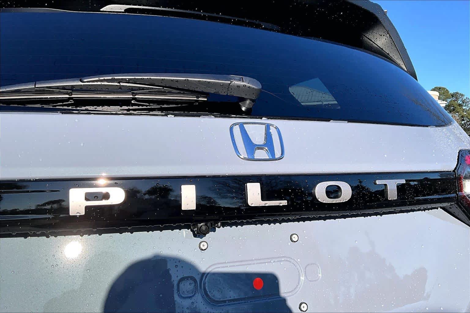 New 2026 Honda Pilot EX-L image 8