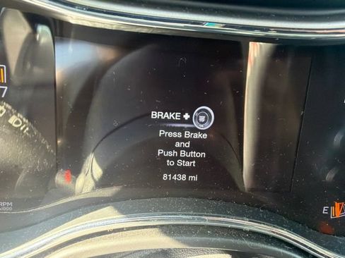 Used 2018 Jeep Grand Cherokee Trailhawk AWD/4WD image 11