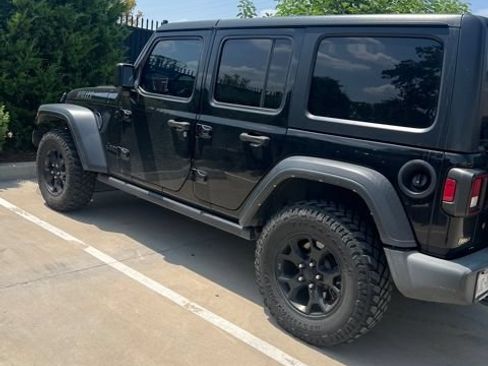 Used 2021 Jeep Wrangler Unlimited Sport AWD/4WD image 6