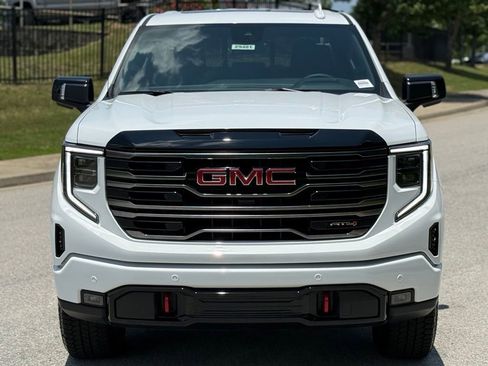 New 2026 GMC Sierra 1500 AT4 w/ AT4 Premium Package AWD/4WD image 9
