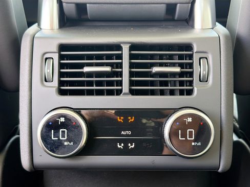 New 2026 Land Rover Discovery Dynamic SE AWD/4WD image 21
