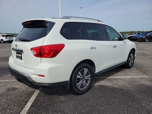 Used 2018 Nissan Pathfinder S FWD image 7