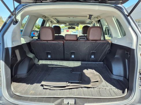 Used 2018 Subaru Forester 2.5i Touring w/ Popular Package #3B AWD/4WD image 24
