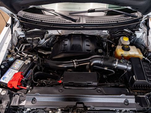 Used 2014 Ford F150 FX4 w/ Equipment Group 402A Luxury image 31