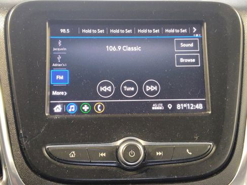Used 2020 Chevrolet Equinox LS w/ LPO, Chrome Package FWD image 25