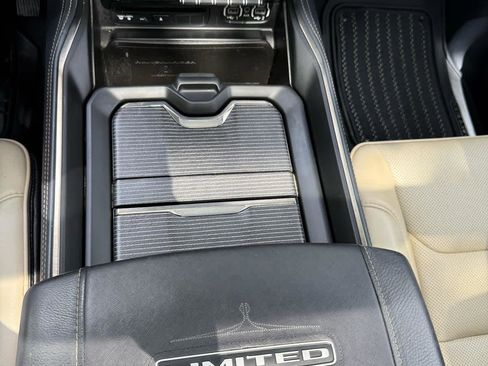 Used 2019 RAM 1500 Limited AWD/4WD image 20