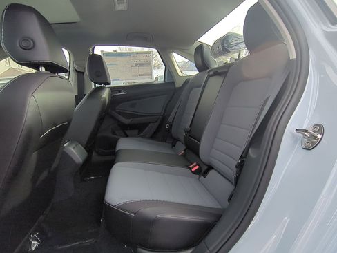 New 2026 Volkswagen Jetta SE image 17