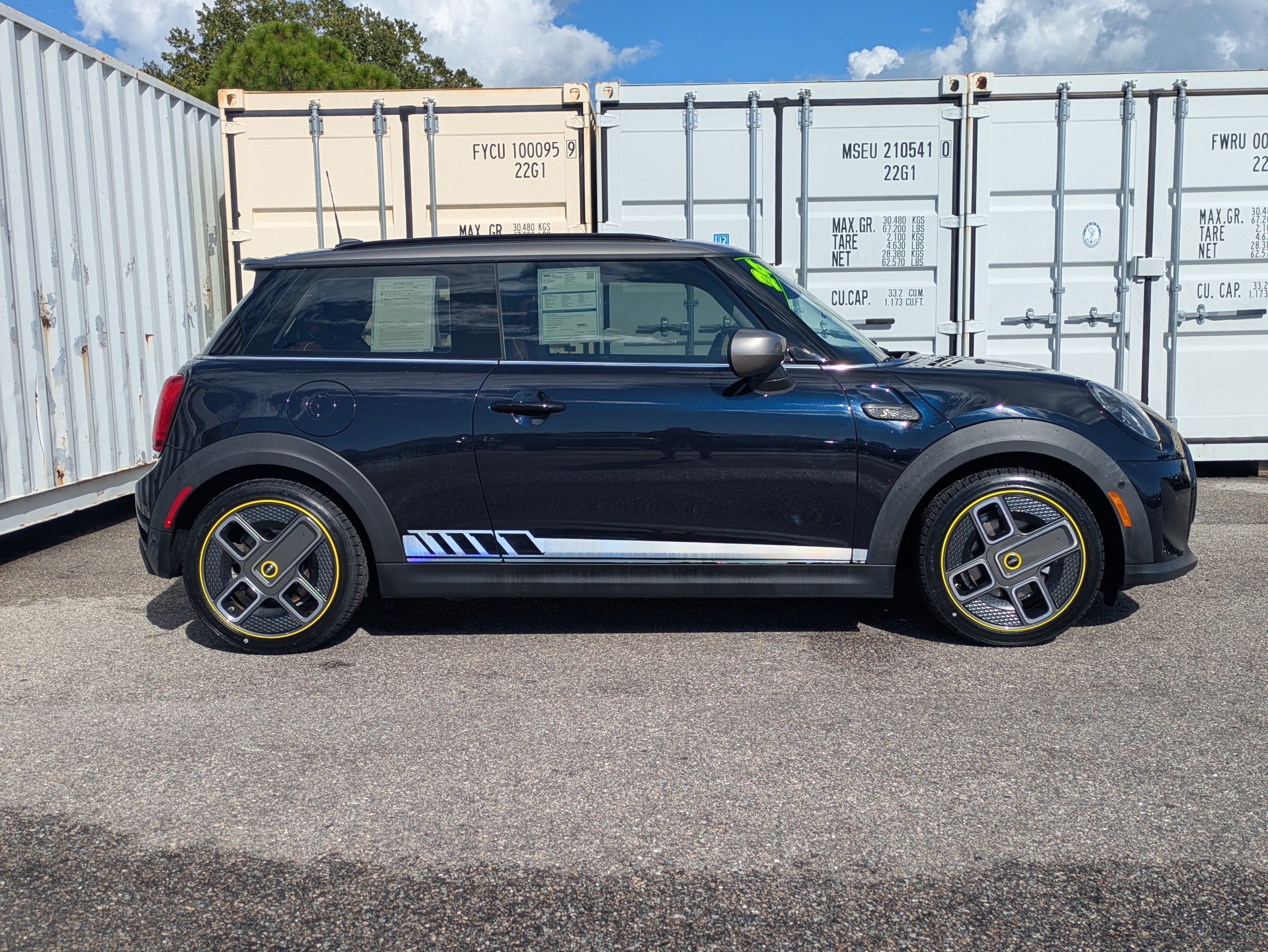 Used 2024 MINI Cooper SE FWD image 4