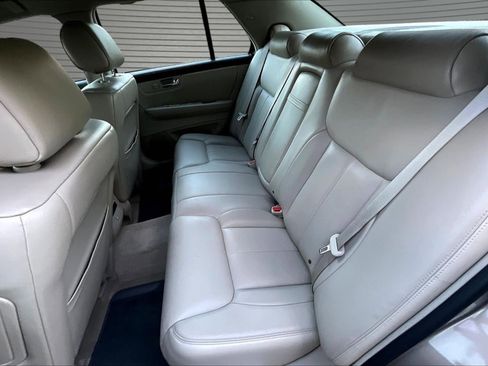 Used 2006 Cadillac DTS w/ Sun And Sound Package image 20