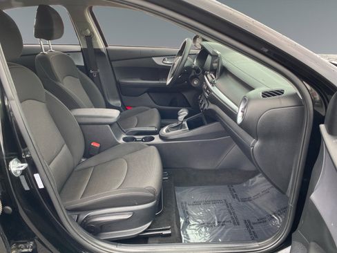 Used 2024 Kia Forte LXS image 15